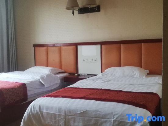 Хуанган: Wuxue Wenmin Business Hotel