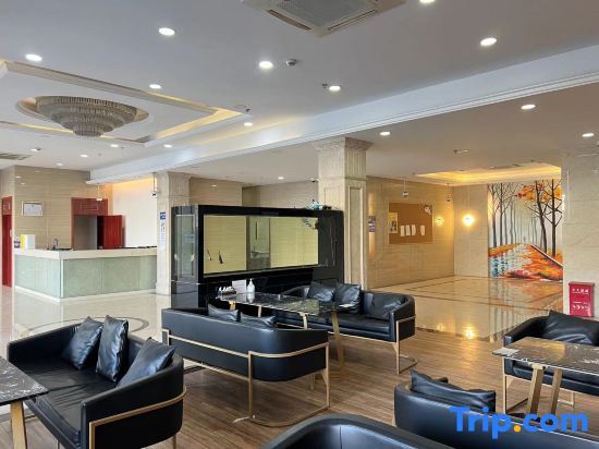 Шанхай: QinGe Hotel (Shanghai Lotus Road Branch)