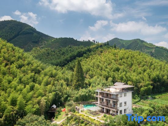 Хучжоу: Moganshan Pinzhu Guanlan Yueying Hot Spring Holiday Home