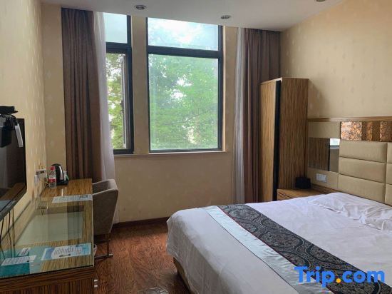 Шанхай: Shanghai Guyu Electric Sports Hotel