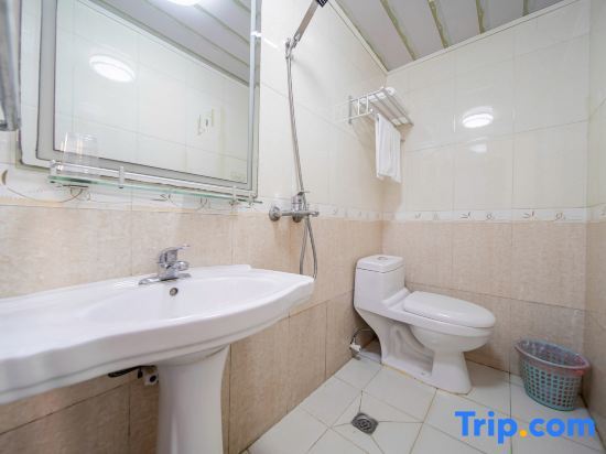 Шанхай: Xinshijia Express Hotel