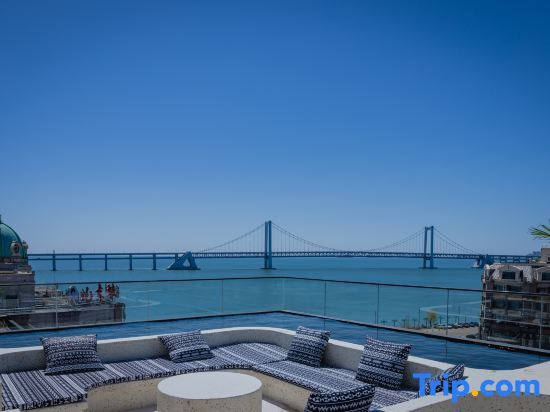 Далянь: Dalian Jinshi Designer Homestay
