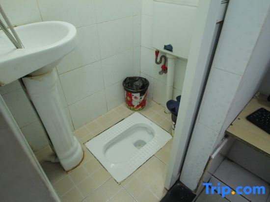 Шанхай: Zhenghong Hostel