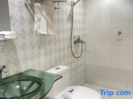 Шанхай: Henghe Hotel (Sifeng Highway Shop)