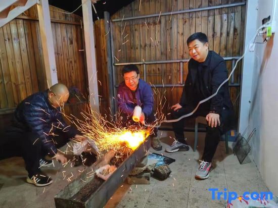 Пекин: Guanshan Youjian Courtyard (Beijing Xigan Road Shop)