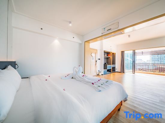 Санья: Sanya Chenxi Seaview Holiday Apartment