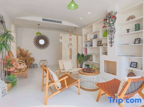 Шанхай: Shanghai change place homestay