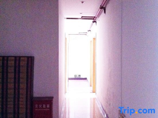 Шанхай: Juxin Hostel