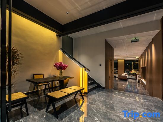Баошань: Dachang Business Hotel (Baoshan Wuyue Plaza High-speed Railway Station)