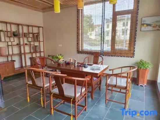 Чичжоу: Yuxin Bieyuan Jiangnan Courtyard Mountain View Leisure Resort Villa Meisu
