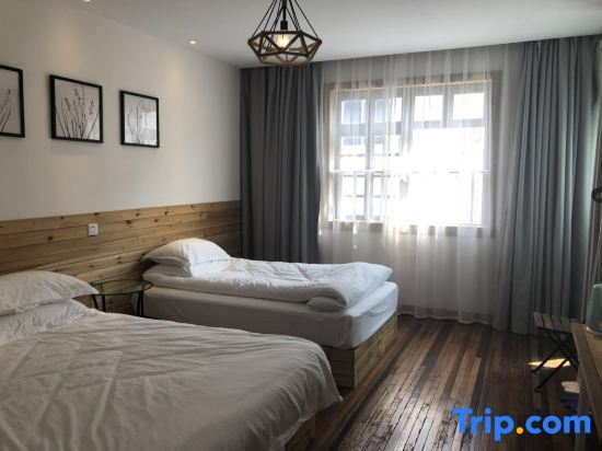 Шанхай: Shanghai Yuwei Inn
