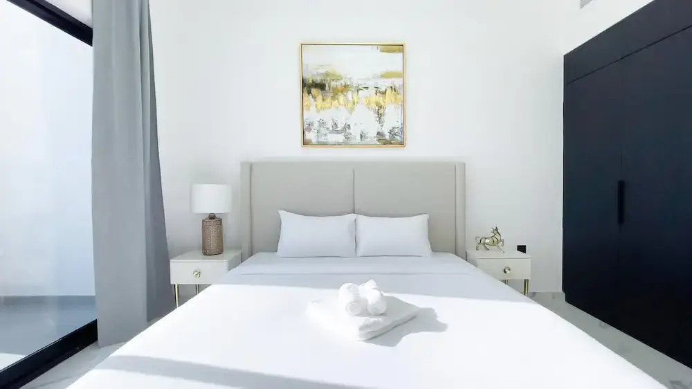 Дубай: Elite LUX Holiday Homes - Luxe Gardenia 2BR Haven in Arjan Dubai