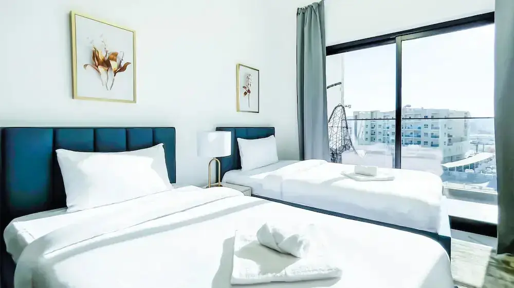 Дубай: Elite LUX Holiday Homes - Luxe Gardenia 2BR Haven in Arjan Dubai