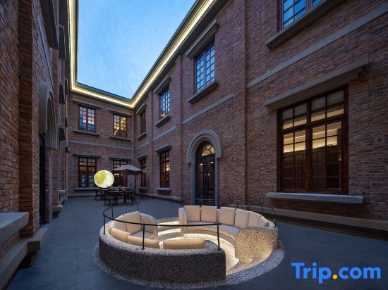 Чандэ: Changde ligao 1919 Lakeside Hotel (Daxiaohe Street)