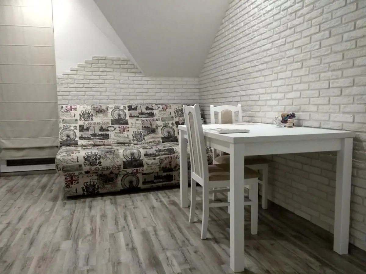 Калининград: Apartment on Sestroretskaya