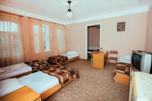 Ставрополь: Economy Hotel Elbrus