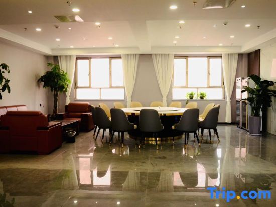 Лунтай: Grand Hyatt Luntai Fuhua Hotel