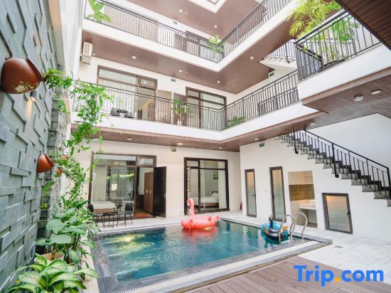 Дананг: "9-bedroom villa My Khe beach - Only 1 unit, year-end promotion