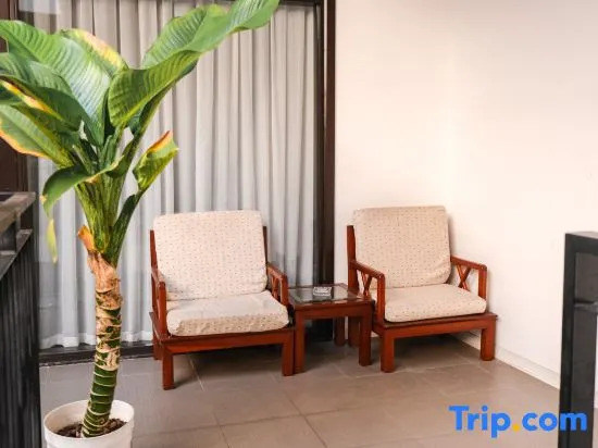 Дананг: "9-bedroom villa My Khe beach - Only 1 unit, year-end promotion