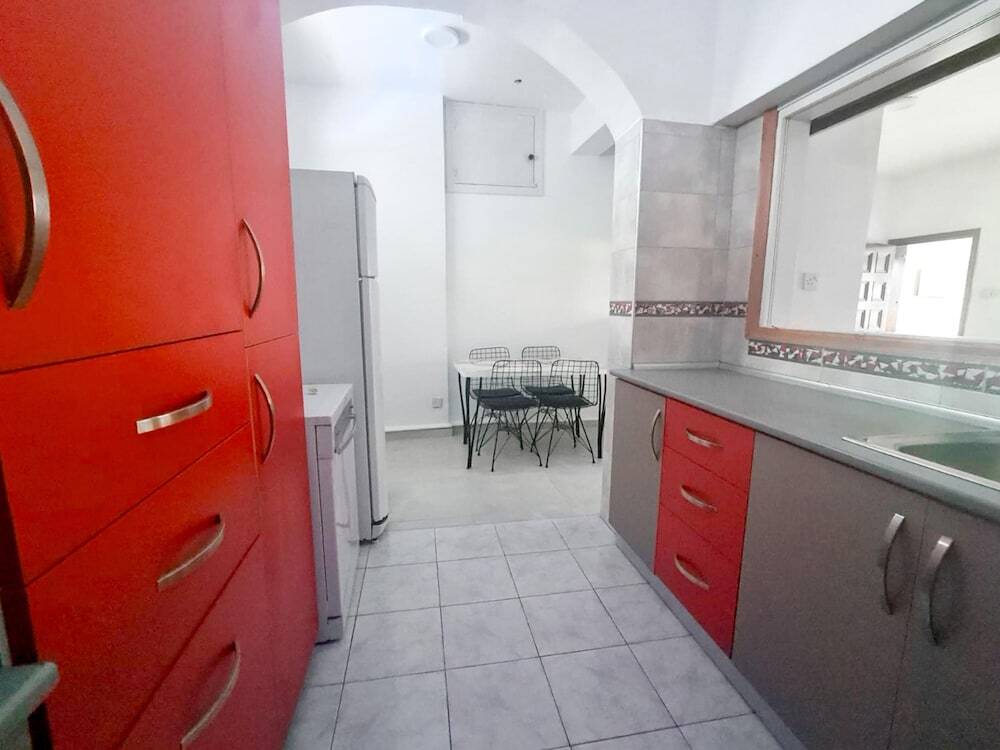 Кирения: Flat With Garden 5 min to Kyrenia Castle