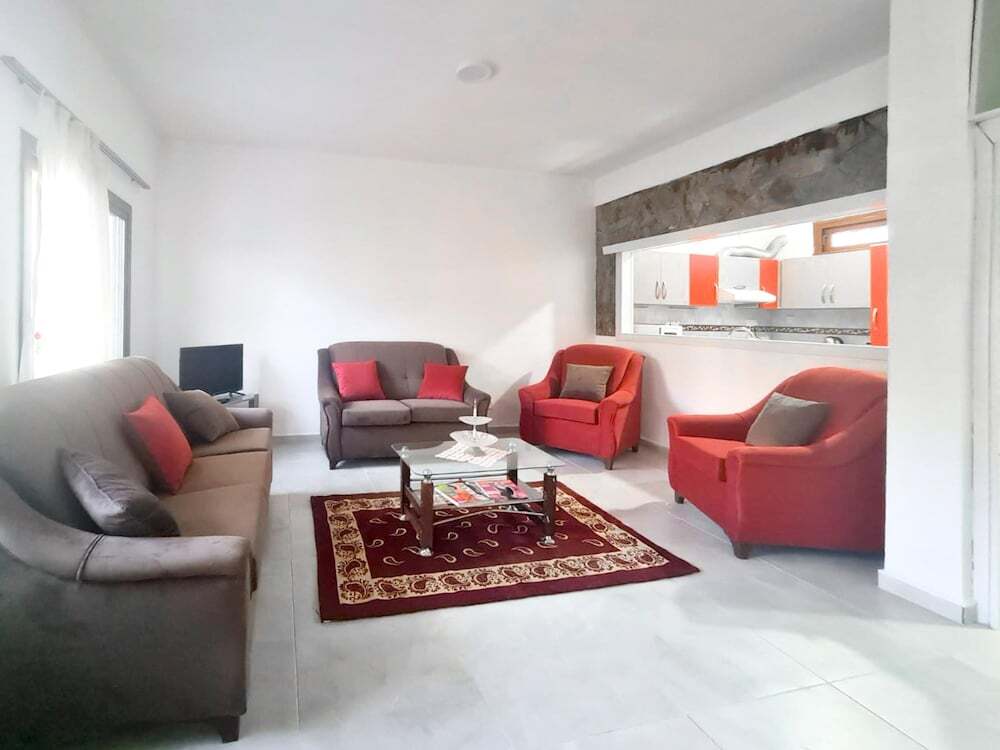 Кирения: Flat With Garden 5 min to Kyrenia Castle