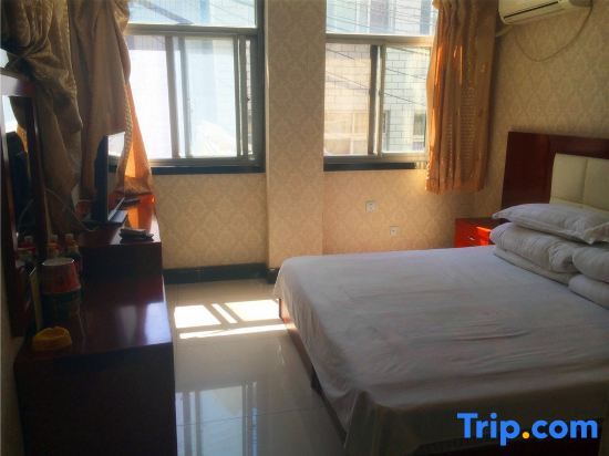 Таншань: Qianxi Yingchun Hotel