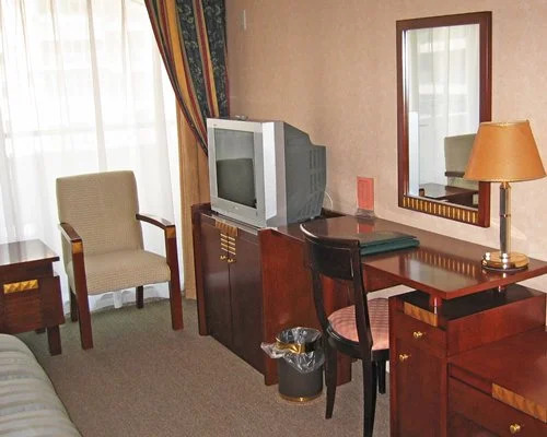 Пекин: Blg-Beijing Longtou Apartment