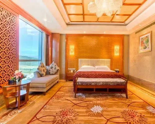 Баошань: Empark Grand Hotel Tengchong - 3 Nights, Yunnan, China