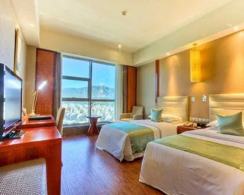 Баошань: Empark Grand Hotel Tengchong - 4 Nights, Yunnan, China