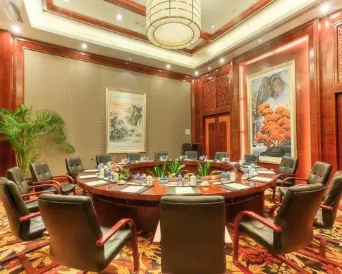 Баошань: Empark Grand Hotel Tengchong - 4 Nights, Yunnan, China