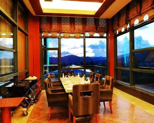 Баошань: Empark Grand Hotel Tengchong - 4 Nights, Yunnan, China