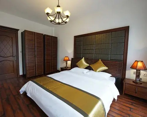 Чэнду: Taoyuan Hotspring International Hotel - 4 Nights, Chengdu, China