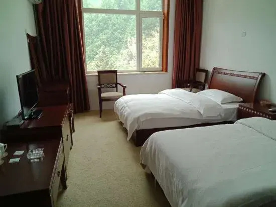 Чэндэ: Qianhua Hotel
