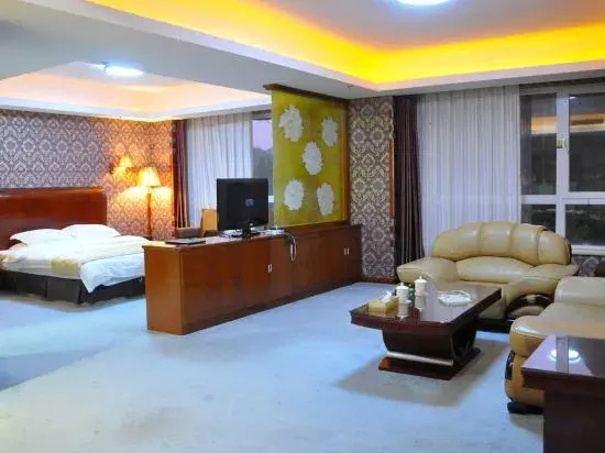 Чэндэ: Qianhua Hotel