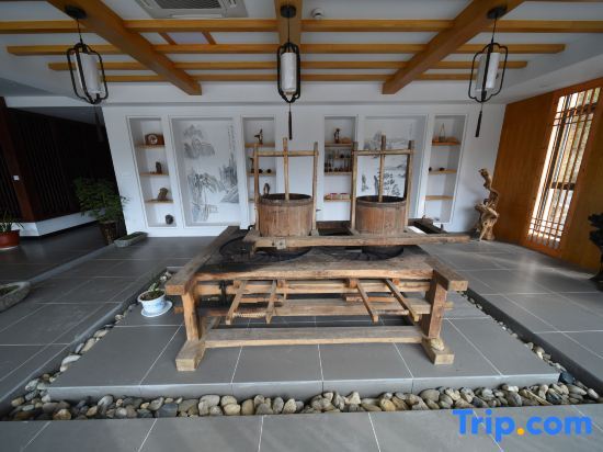 Хуаншань: Shitai Qingshuiyi Tourist Resort Hotel