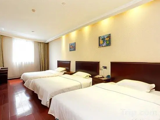 Хуайань: Green Tree Inn Express (Jinhu West Road Basi Square)