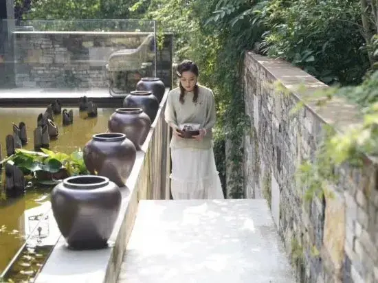 Нанкин: Chaji Shanju Holiay Hotel (Nanjing Laoshan Bulao Village Store)