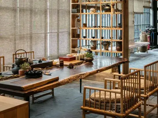 Нанкин: Chaji Shanju Holiay Hotel (Nanjing Laoshan Bulao Village Store)