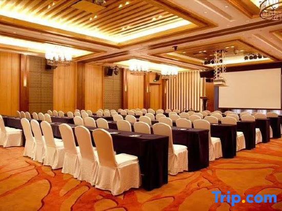 Цзилинь: Vanke Songhua Lake Qingshan Snow Hotel