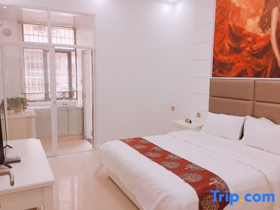 Ухань: Wuhan Junqi Theme Hotel (Hubei Academy of Fine Arts)