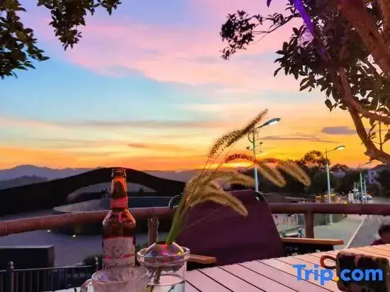 Шаоксинг: Dongmei Yueju Hostel