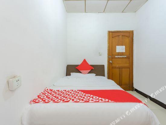 Чунцин: Chongqing lotus pond moonlight hostel