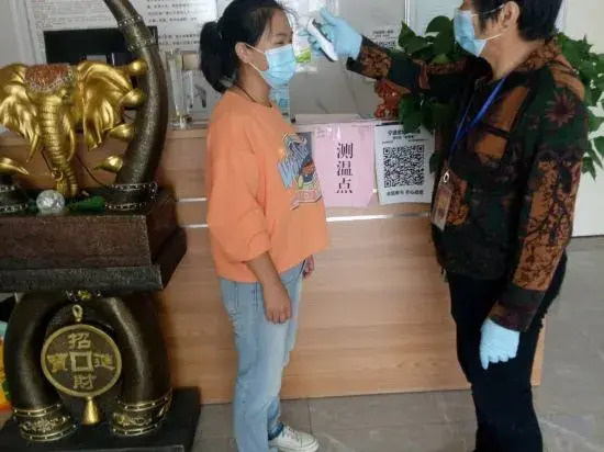 Нинбо: Fengle Yiyuan Inn