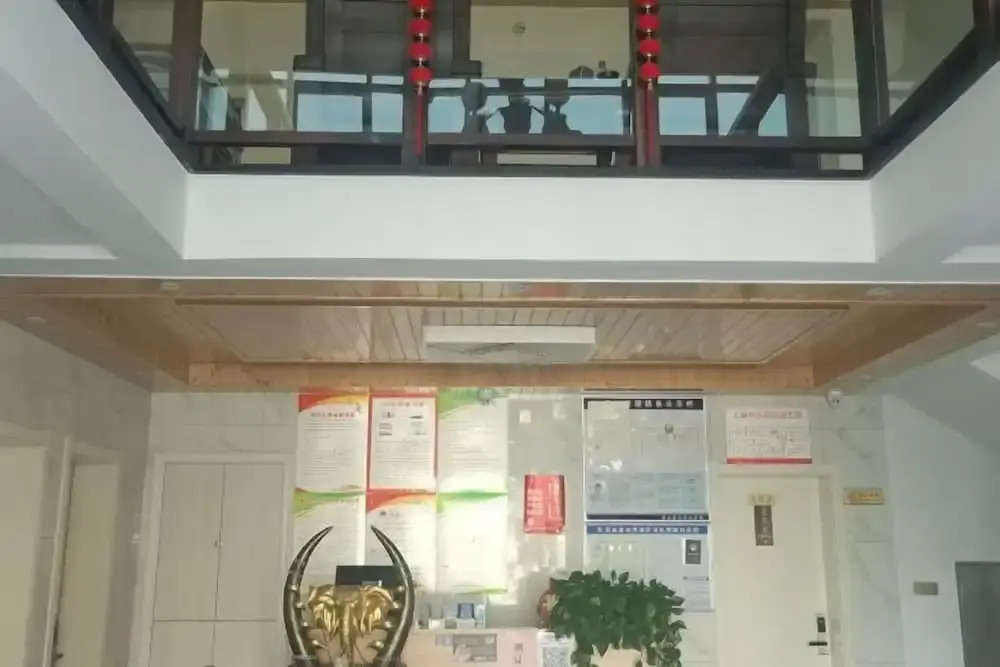 Нинбо: Fengle Yiyuan Inn