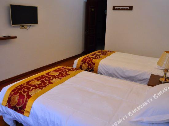 Вэньчжоу: Coloroom Inn (Yongjia Longwantan Scenic Area)