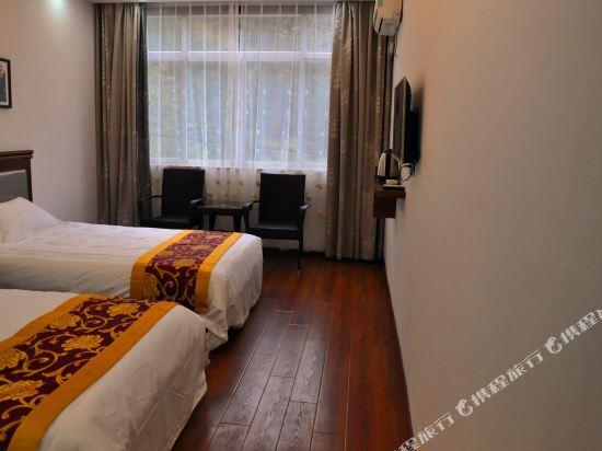 Coloroom Inn (Yongjia Longwantan Scenic Area) — фото 1