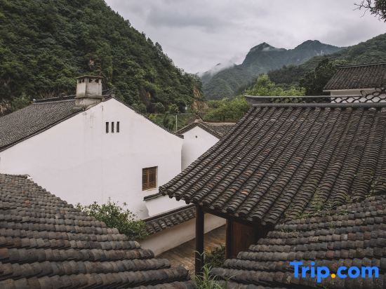 Джинсиксия: Muguang Garden Hostel