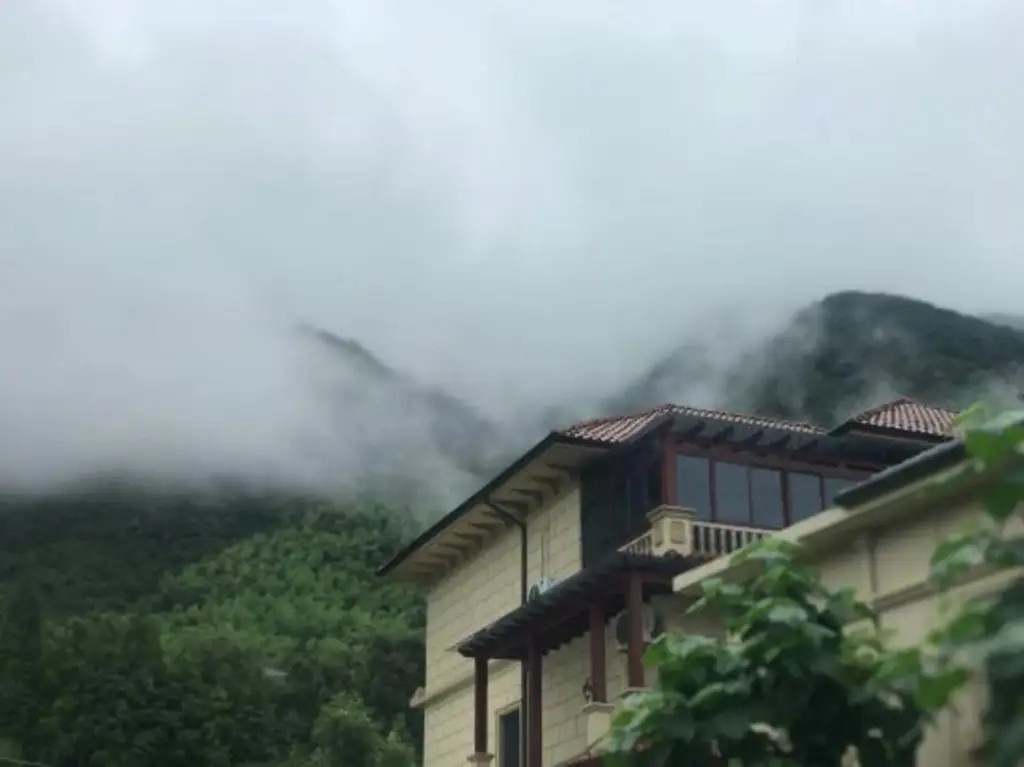 Ханчжоу: Meilu Shanju Hotel