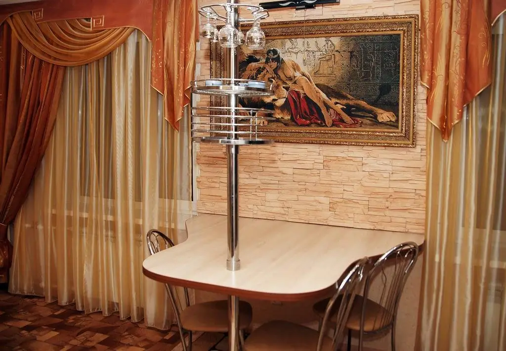 Усинск: Apartment Molodezhnaya
