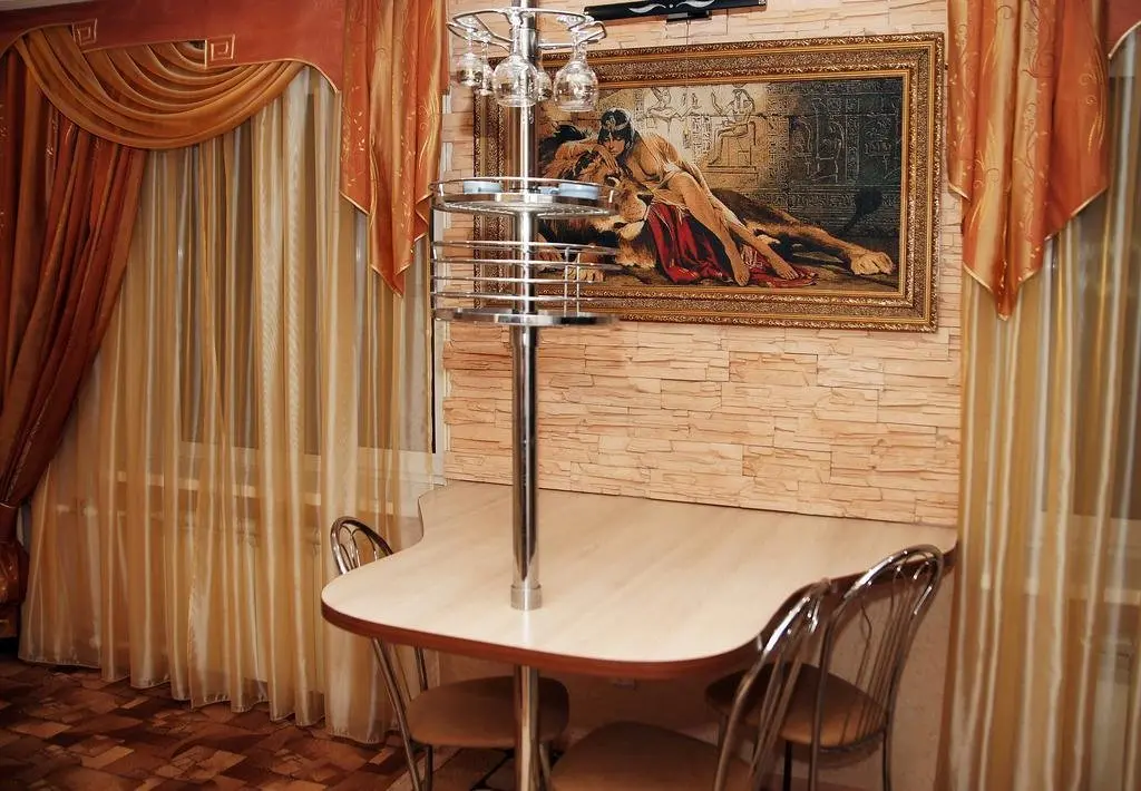 Усинск: Apartment Molodezhnaya